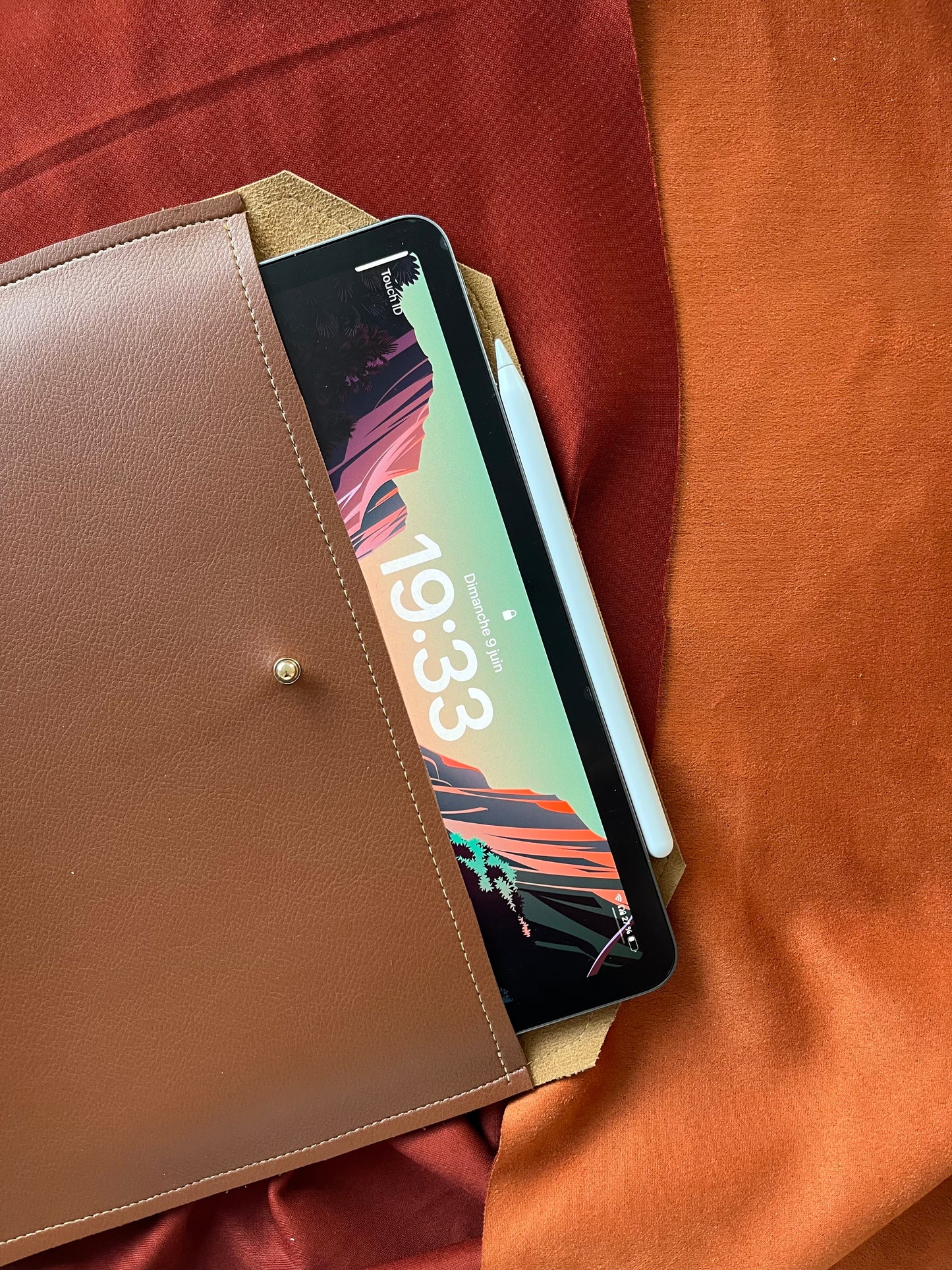 Tablet and laptop cover