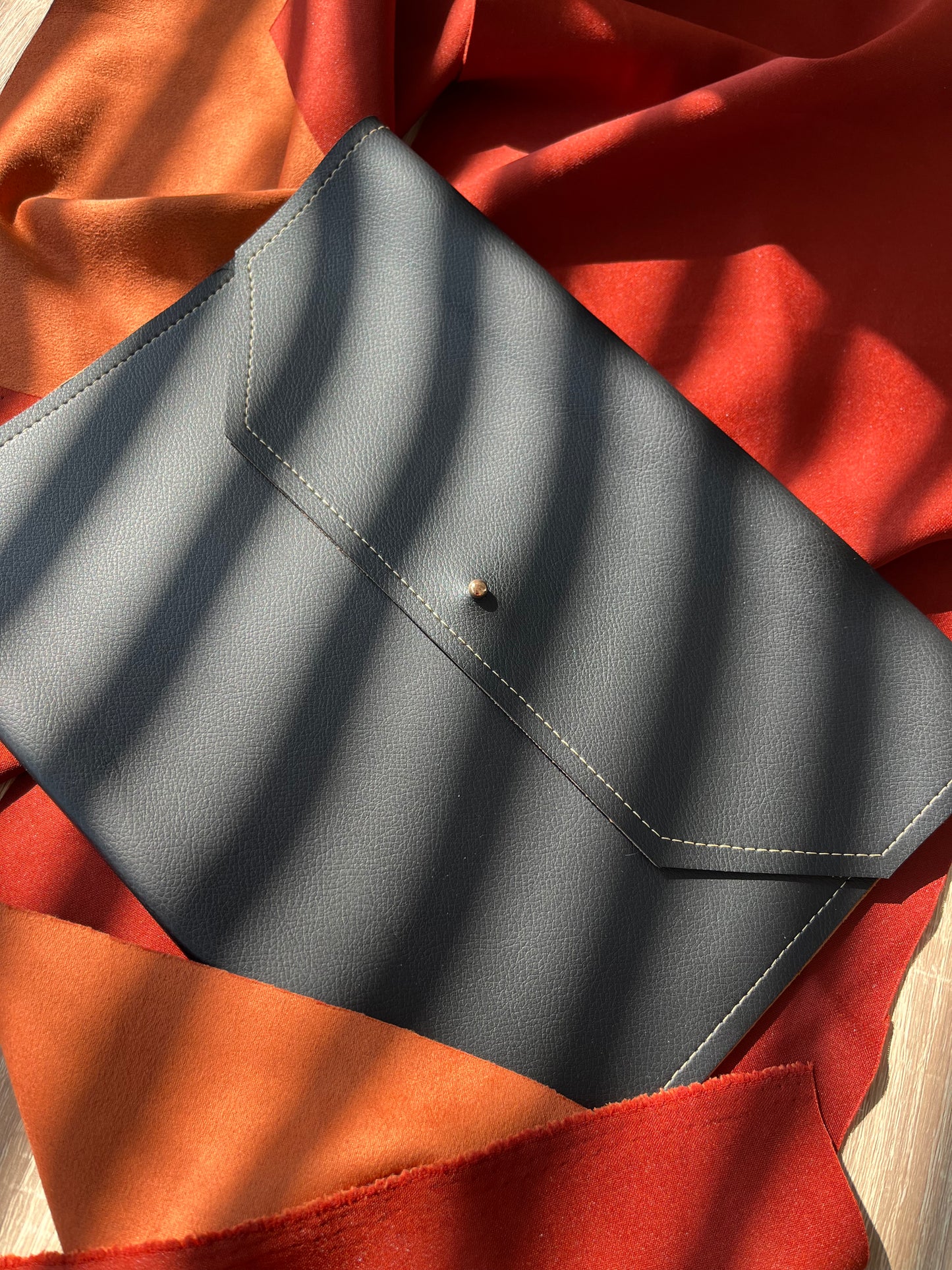 Tablet and laptop cover